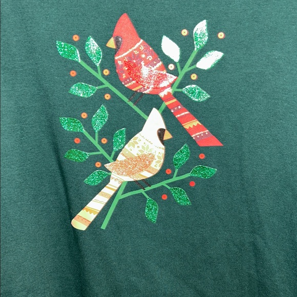 Croft & Barrow 4x Cardinal Round Neck Classic Christmas themed Long Sleeve Tee - Picture 3 of 12